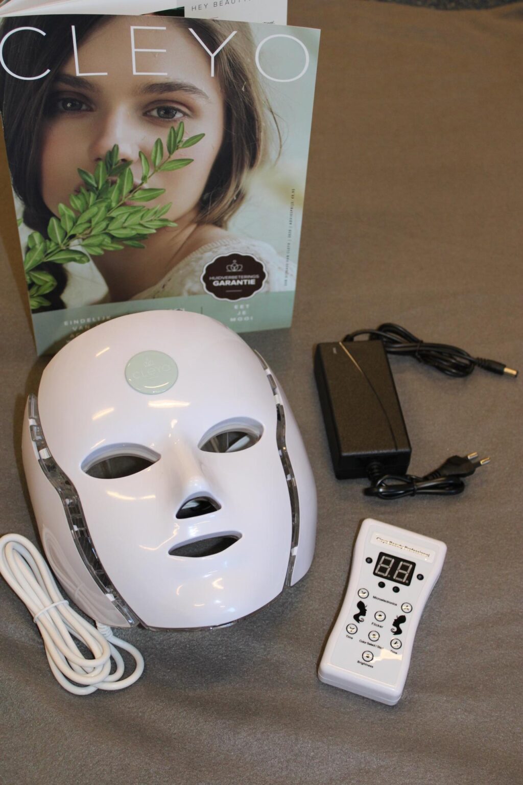 LED mask cleyo beauty products